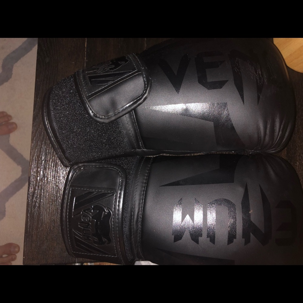 Louie shoes - Picture 2 of 2